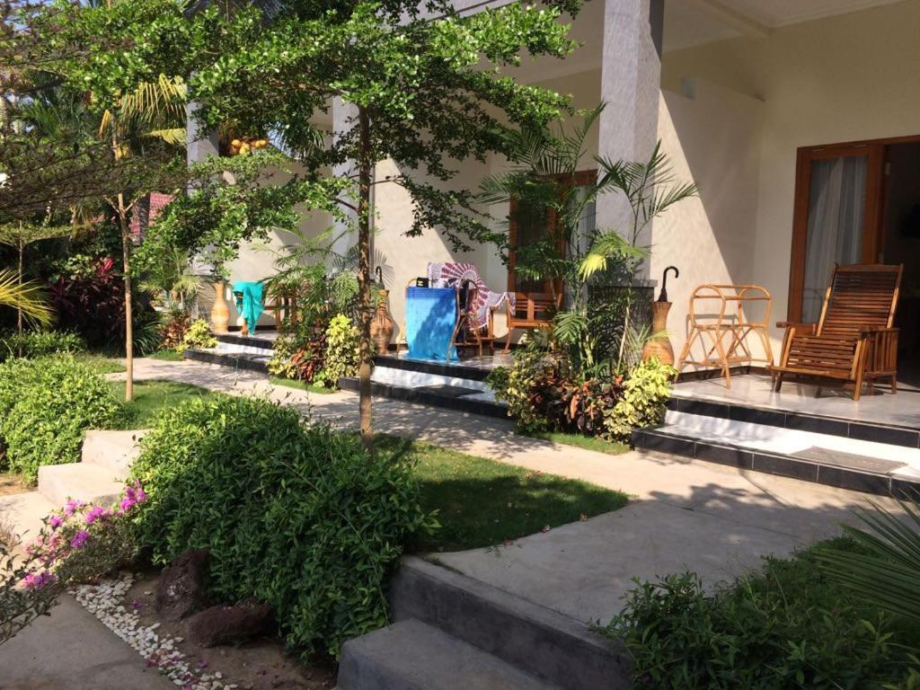Astina Hotel Lovina Екстериор снимка