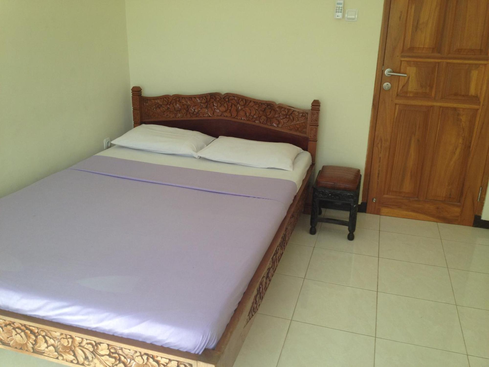 Astina Hotel Lovina Стая снимка