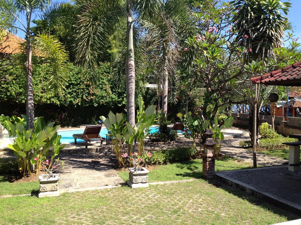 Astina Hotel Lovina Екстериор снимка