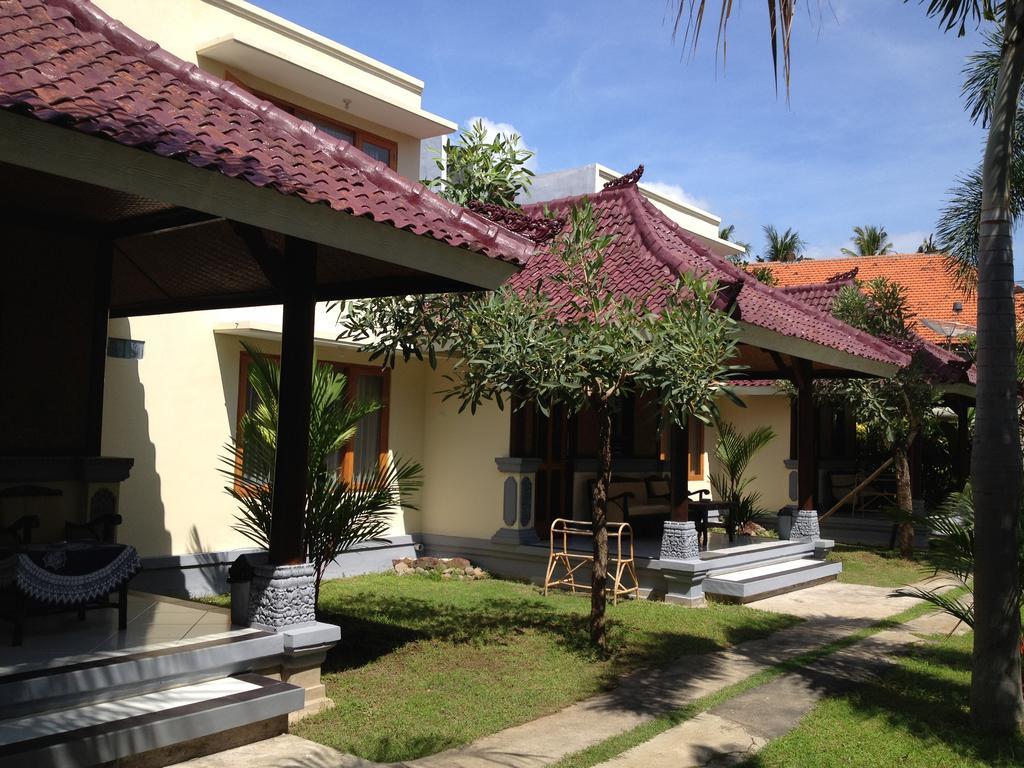 Astina Hotel Lovina Екстериор снимка