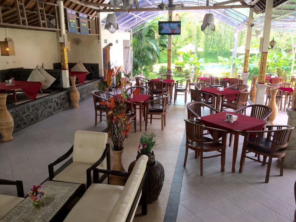 Astina Hotel Lovina Екстериор снимка